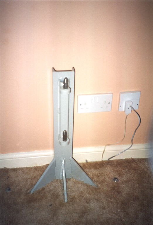 ML JUL00_03.jpg